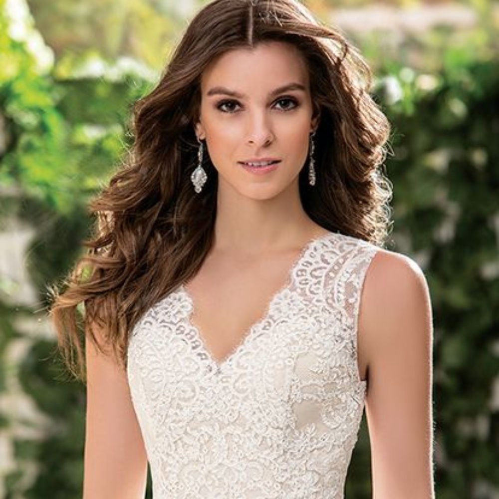 New Jasmine Wedding Dress